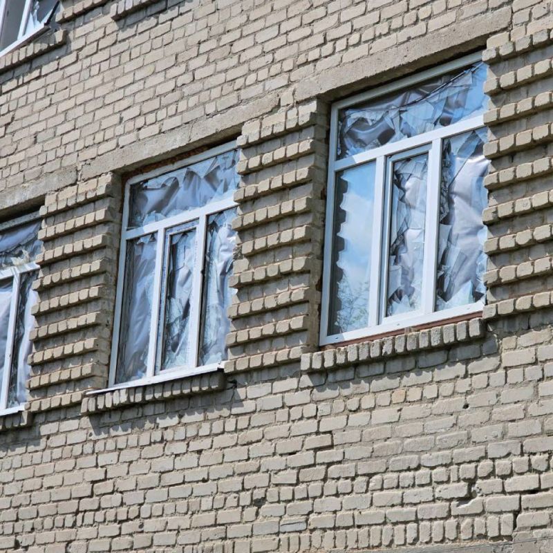 Гуманитарная помощь доставлена в Сватовскую школу интернат в ЛНР Гуманитарная помощь доставлена в Сватовскую школу интернат в ЛНР