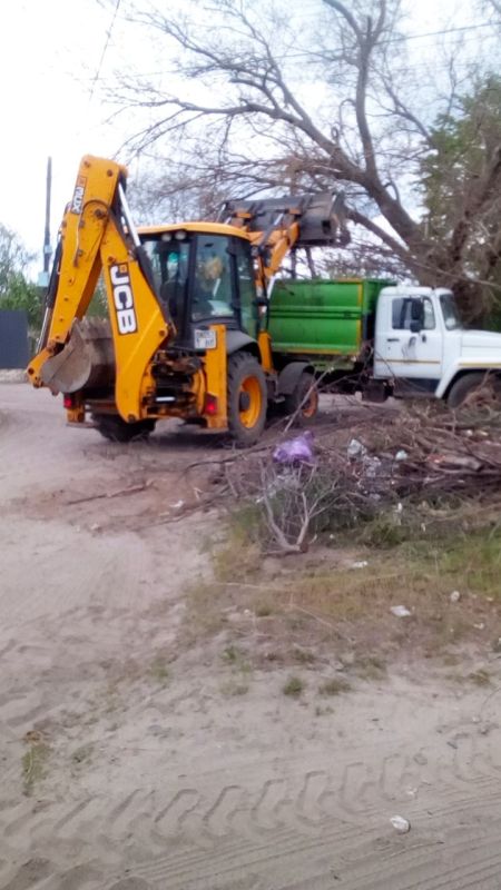 МБУ Центр "Благоустройство" продолжает комплексную работу по благоустройству Старобельского муниципального округа МБУ Центр "Благоустройство" продолжает комплексную работу по благоустройству Старобельского муниципального округа