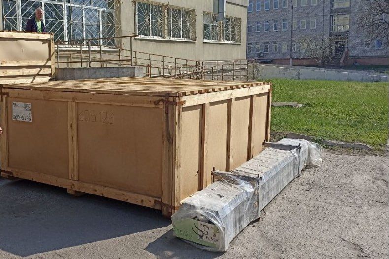 Красноярский край приступил к подготовительным работам по замене грузопассажирских лифтов в Свердловской ЦГМБ Красноярский край приступил к подготовительным работам по замене грузопассажирских лифтов в Свердловской ЦГМБ