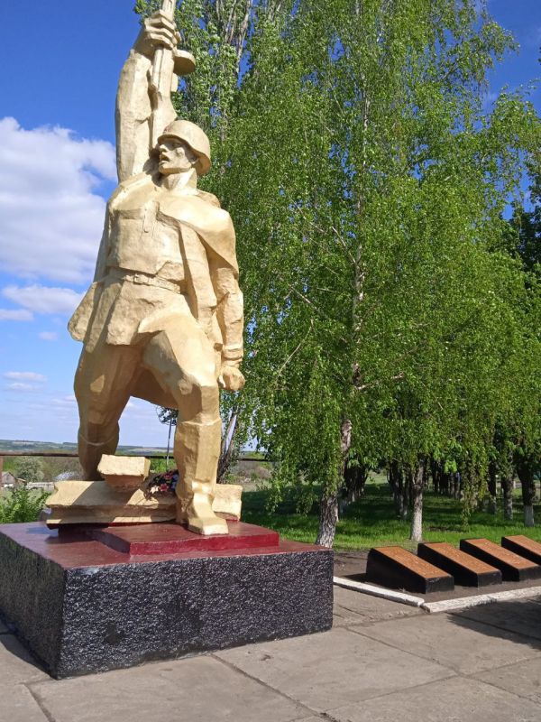 Майские праздники приближаются, и в Марковском муниципальном округе идет подготовка к торжественным мероприятиям, посвященным Великой Победе в годы Великой Отечественной войны Майские праздники приближаются, и в Марковском муниципальном округе идет подготовка к торжественным мероприятиям, посвященным Великой Победе в годы Великой Отечественной войны