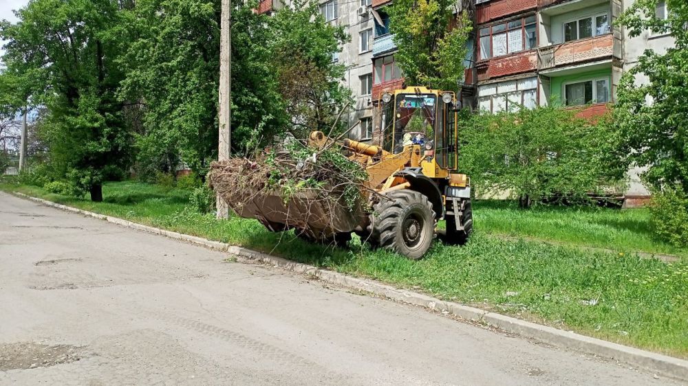 Город активно готовится к праздникам Город активно готовится к праздникам