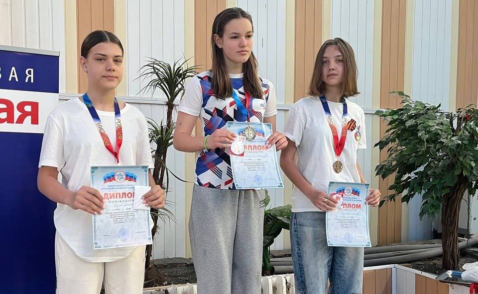 Пловцы Краснодонщины отлично выступили на турнире в Луганске Пловцы Краснодонщины отлично выступили на турнире в Луганске