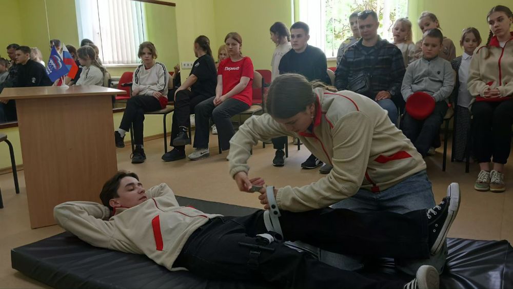 Урок для будущих спасателей к 80-летию Победы Урок для будущих спасателей к 80-летию Победы