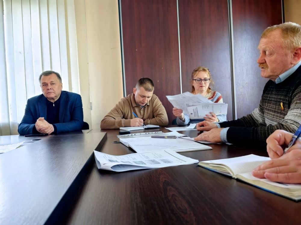 Евгений Шаталин: Принял участие в заседании комиссии по обеспечению безопасности дорожного движения в Администрации, которое прошло под председательством заместителя Фомичевой Марины Владимировны Евгений Шаталин: Принял участие в заседании комиссии по обеспечению безопасности дорожного движения в Администрации, которое прошло под председательством заместителя Фомичевой Марины Владимировны