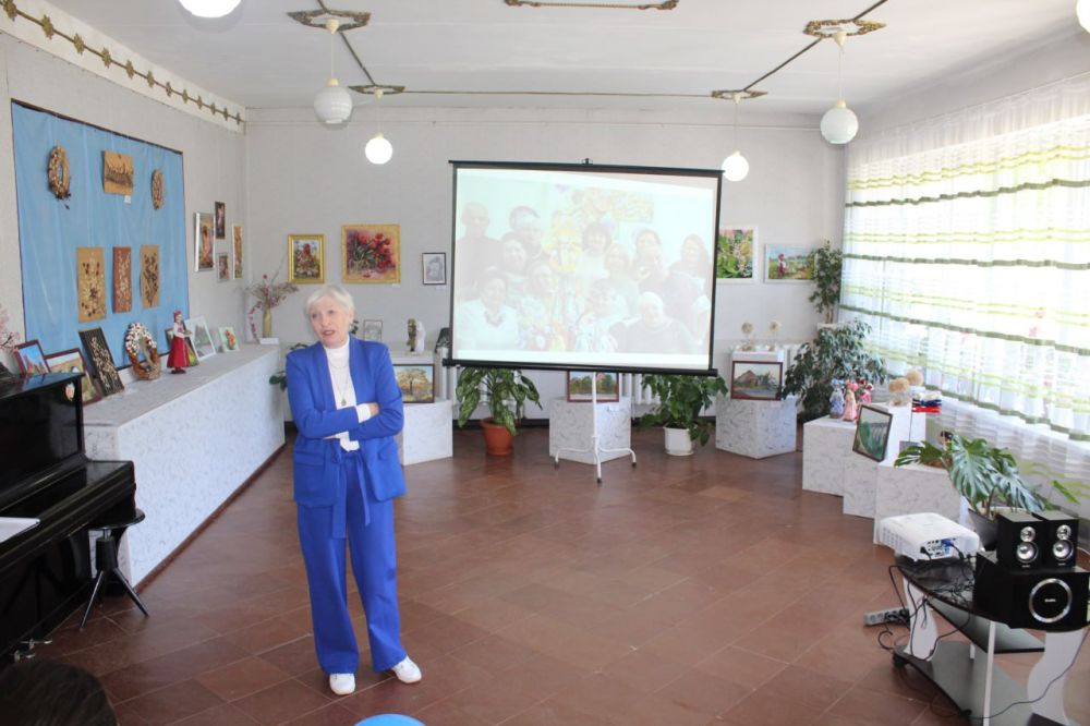 К 80-летию Победы открылась выставка декоративно-прикладного искусства «Мы вместе» К 80-летию Победы открылась выставка декоративно-прикладного искусства «Мы вместе»
