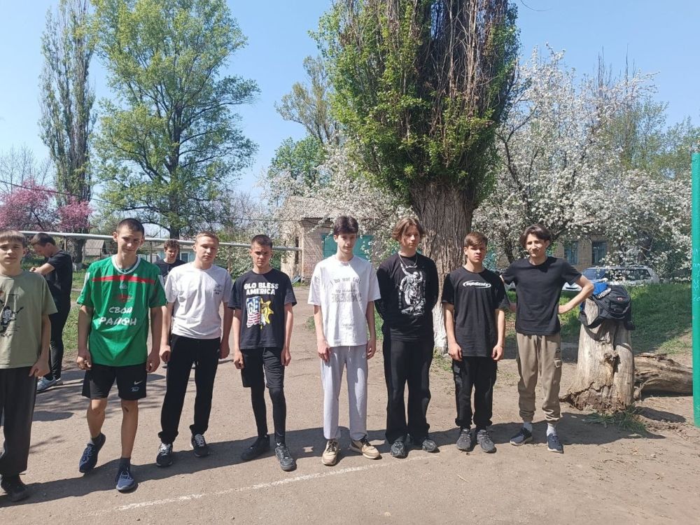 На базе Успенской средней школы № 3 состоялся открытый поселковый турнир по легкой атлетике На базе Успенской средней школы № 3 состоялся открытый поселковый турнир по легкой атлетике