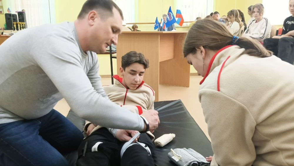 Урок для будущих спасателей к 80-летию Победы Урок для будущих спасателей к 80-летию Победы