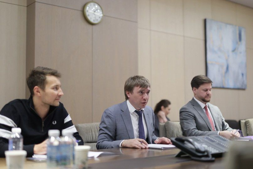 Минсельхоз России (VK). Обсудили вопросы развития и поддержки молодежи на сельских территориях В Минсельхозе прошла встреча Оксаны Лут и главы Росмолодежи Григория Гурова Минсельхоз России (VK). Обсудили вопросы развития и поддержки молодежи на сельских территориях В Минсельхозе прошла встреча Оксаны Лут и главы Росмолодежи Григория Гурова
