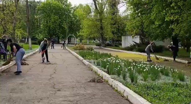 Заместитель Главы Администрации городского округа город Кировск ЛНР подвел итоги участия кировчан во Всероссийском субботнике Заместитель Главы Администрации городского округа город Кировск ЛНР подвел итоги участия кировчан во Всероссийском субботнике