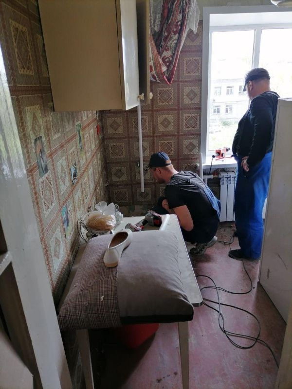 В многоэтажках Северодонецка восстанавливают систему отопления специалисты из Прикамья В многоэтажках Северодонецка восстанавливают систему отопления специалисты из Прикамья