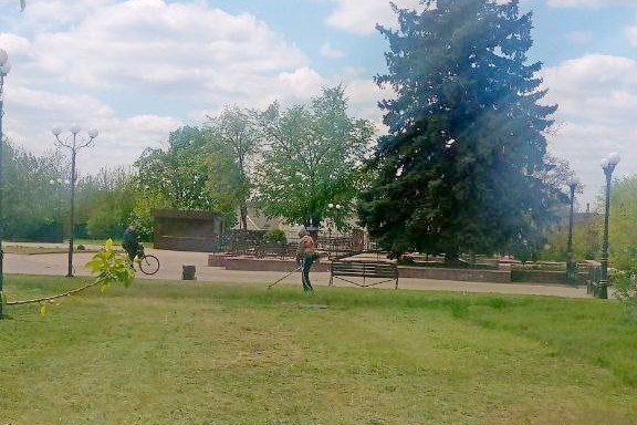 В Свердловском муниципальном округе работы по благоустройству продолжаются В Свердловском муниципальном округе работы по благоустройству продолжаются