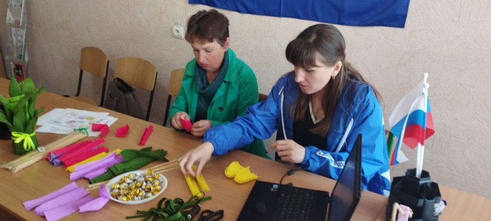Сегодня состоялось очередное собрание женского клуба «Вместе к цели» в рамках партийного проекта «Женское движение Единой России» Сегодня состоялось очередное собрание женского клуба «Вместе к цели» в рамках партийного проекта «Женское движение Единой России»