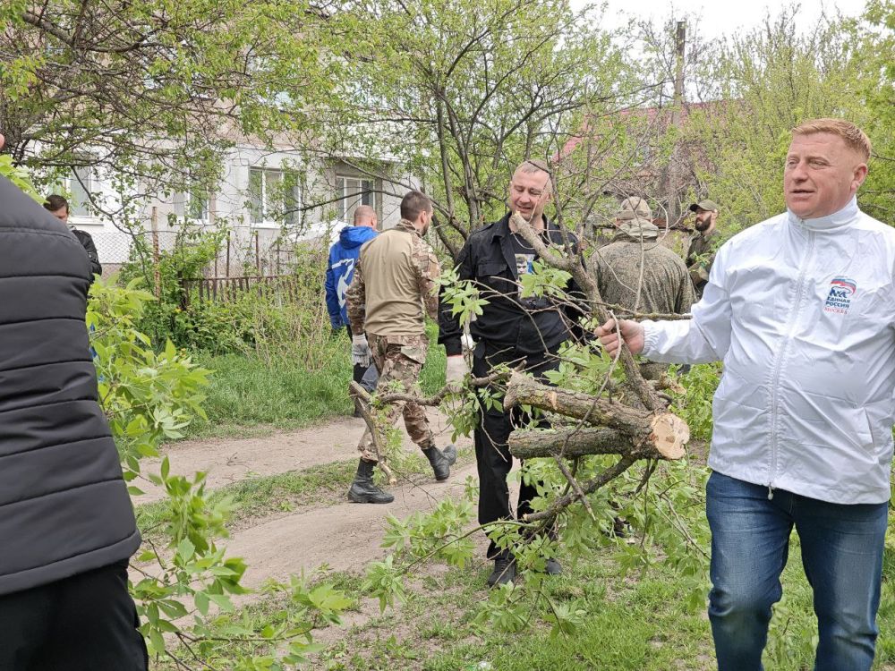 «Единая Россия» помогла установить сплит-систему в доме ветерана ВОВ «Единая Россия» помогла установить сплит-систему в доме ветерана ВОВ