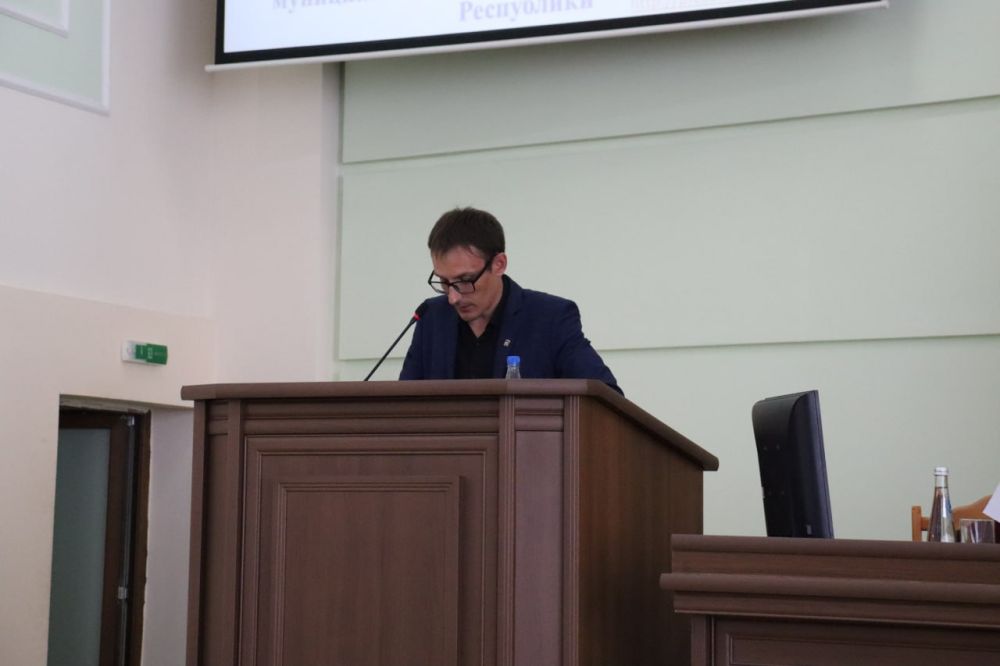 В Антрацитовском муниципальном округе под председательством Виктории Сошиной состоялось XXVIII заседание Совета В Антрацитовском муниципальном округе под председательством Виктории Сошиной состоялось XXVIII заседание Совета