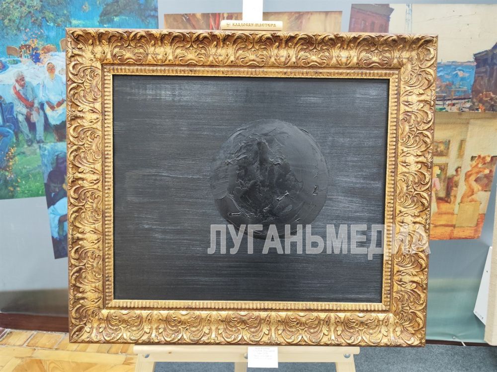 В Галерее искусств Луганского художественного музея состоялось открытие большого Вернисажа, посвящённого 80-летию Великой Победы В Галерее искусств Луганского художественного музея состоялось открытие большого Вернисажа, посвящённого 80-летию Великой Победы