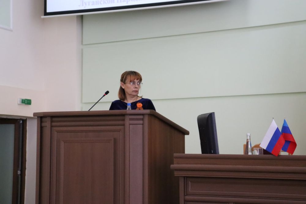 В Антрацитовском муниципальном округе под председательством Виктории Сошиной состоялось XXVIII заседание Совета В Антрацитовском муниципальном округе под председательством Виктории Сошиной состоялось XXVIII заседание Совета