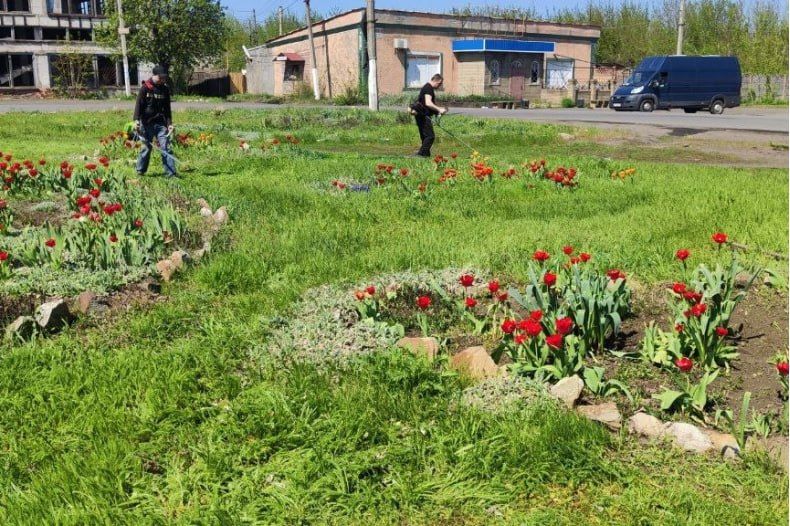 В рамках проведения акции «Чистая Республика – 2025» в пгт Ленинский продолжается работа по приведению территории в надлежащее состояние В рамках проведения акции «Чистая Республика – 2025» в пгт Ленинский продолжается работа по приведению территории в надлежащее состояние