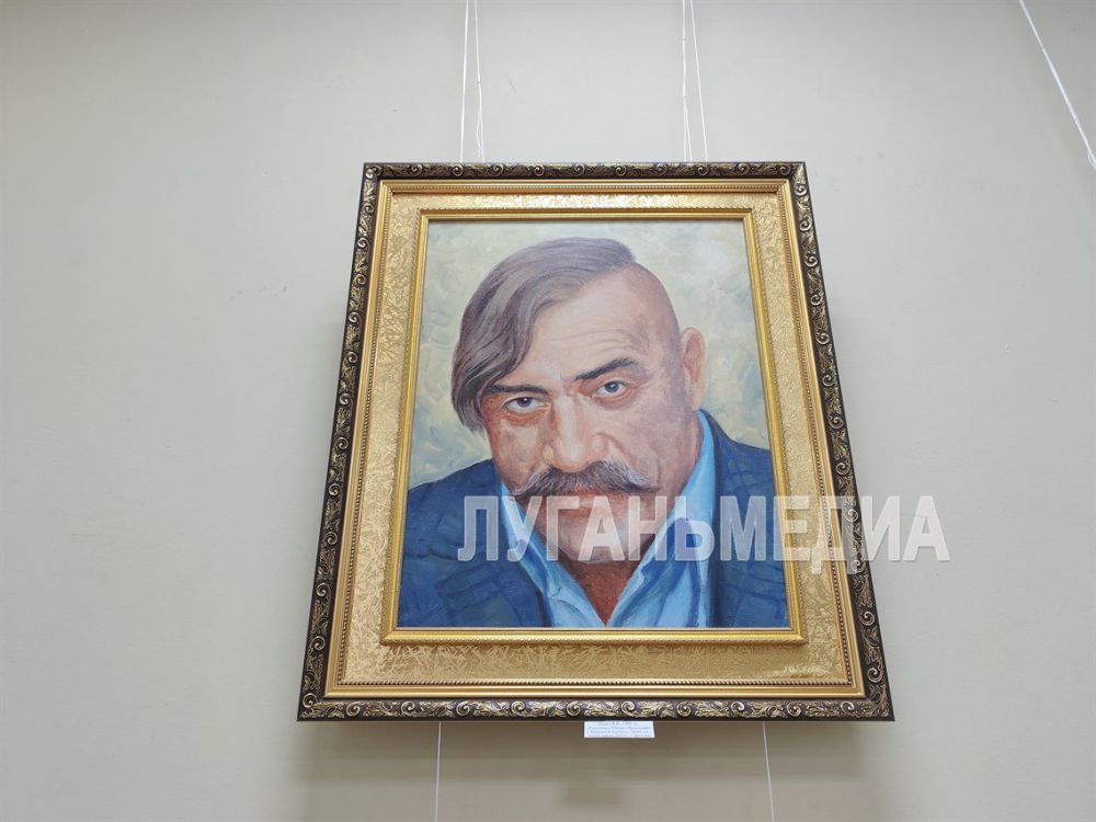 В Галерее искусств Луганского художественного музея состоялось открытие большого Вернисажа, посвящённого 80-летию Великой Победы В Галерее искусств Луганского художественного музея состоялось открытие большого Вернисажа, посвящённого 80-летию Великой Победы