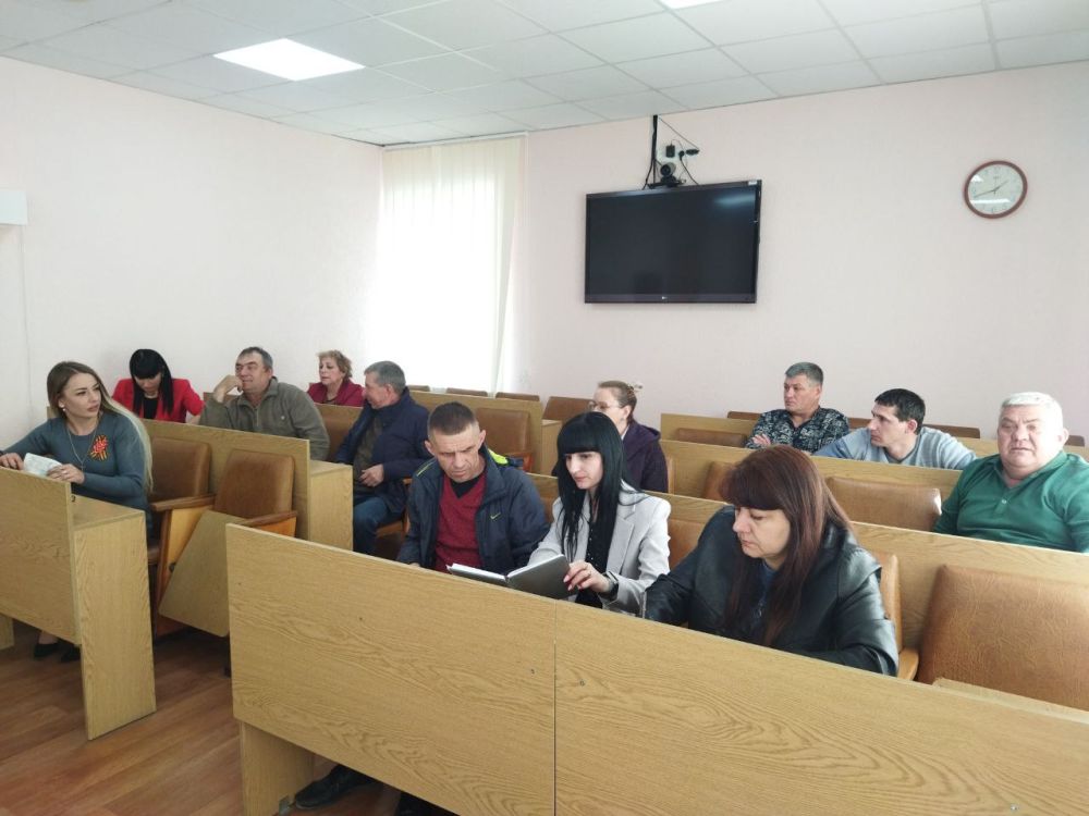Андрей Рубанцов: В Администрации городского округа город Ровеньки состоялось заседание комиссии по предупреждению и ликвидации чрезвычайных ситуаций и обеспечению пожарной безопасности муниципального образования Андрей Рубанцов: В Администрации городского округа город Ровеньки состоялось заседание комиссии по предупреждению и ликвидации чрезвычайных ситуаций и обеспечению пожарной безопасности муниципального образования