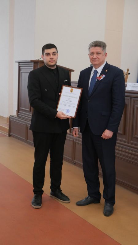 Заседание Совета городского округа города Луганска Заседание Совета городского округа города Луганска