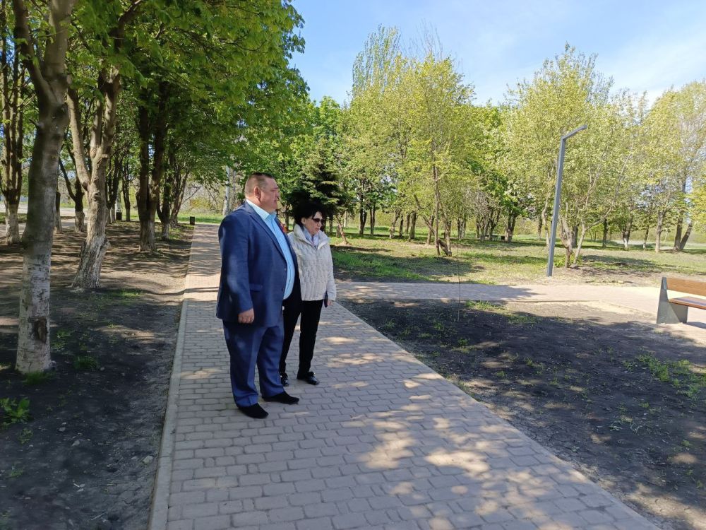 Глава городского округа провел инспектирование работ по подготовке к майским праздникам Глава городского округа провел инспектирование работ по подготовке к майским праздникам
