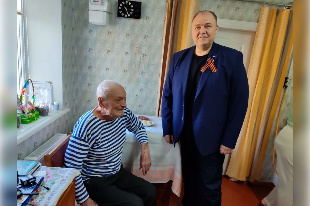 «Единая Россия» помогает ветеранам Великой Отечественной войны и участникам спецоперации «Единая Россия» помогает ветеранам Великой Отечественной войны и участникам спецоперации