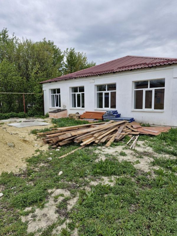Ивановский подрядчик приступил к ремонтным работам в ГДОУ ЛНР Курячевский ясли-сад «Надежда» Ивановский подрядчик приступил к ремонтным работам в ГДОУ ЛНР Курячевский ясли-сад «Надежда»