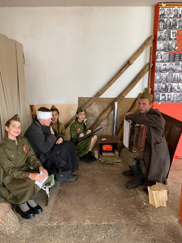 В канун самого главного и священного праздника Дня Победы в филиале «Дом культуры с. Чугинка» прошло открытие Стены Памяти «Они приближали Победу» в честь фронтовиков, погибших в годы Великой Отечественной войны... В канун самого главного и священного праздника Дня Победы в филиале «Дом культуры с. Чугинка» прошло открытие Стены Памяти «Они приближали Победу» в честь фронтовиков, погибших в годы Великой Отечественной войны...