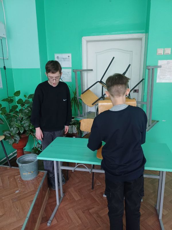 Школьники Краснодонщины приняли участие в антитеррористических учениях Школьники Краснодонщины приняли участие в антитеррористических учениях
