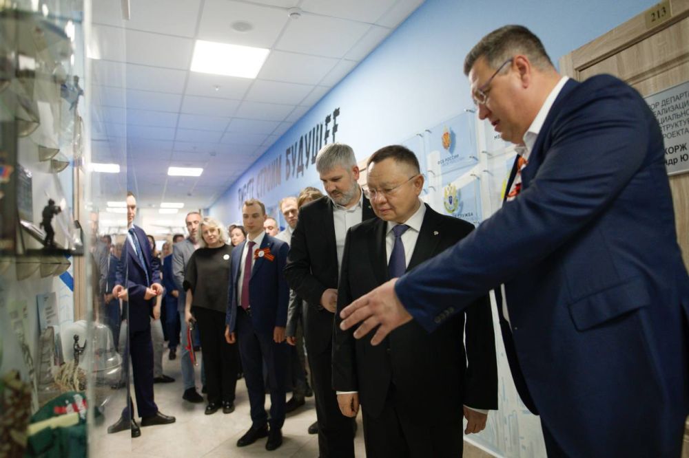 Ко Дню 80-летия Великой Победы Министр строительства и ЖКХ РФ Ирек Файзуллин открыл тематический музей Минстроя России Ко Дню 80-летия Великой Победы Министр строительства и ЖКХ РФ Ирек Файзуллин открыл тематический музей Минстроя России