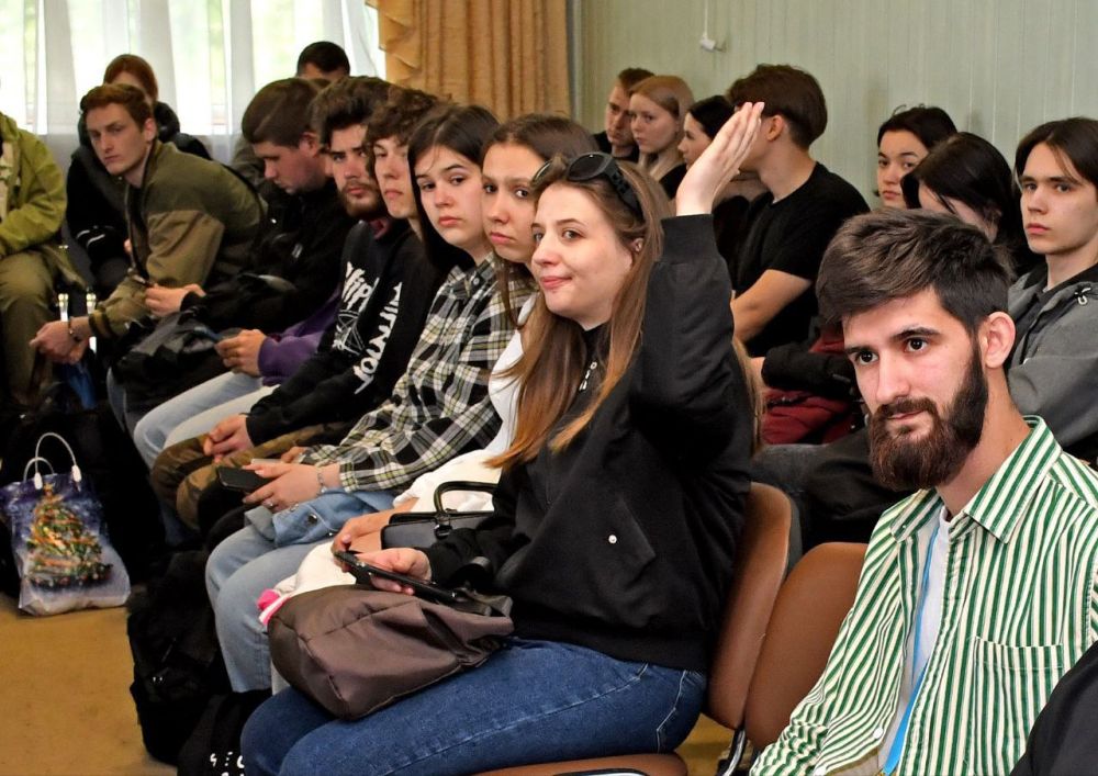 Лекции со Знанием!. В ЛГАУ им. К.Е. Ворошилова прошёл цикл образовательных лекций от лекторов Общества «Знание» Лекции со Знанием!. В ЛГАУ им. К.Е. Ворошилова прошёл цикл образовательных лекций от лекторов Общества «Знание»