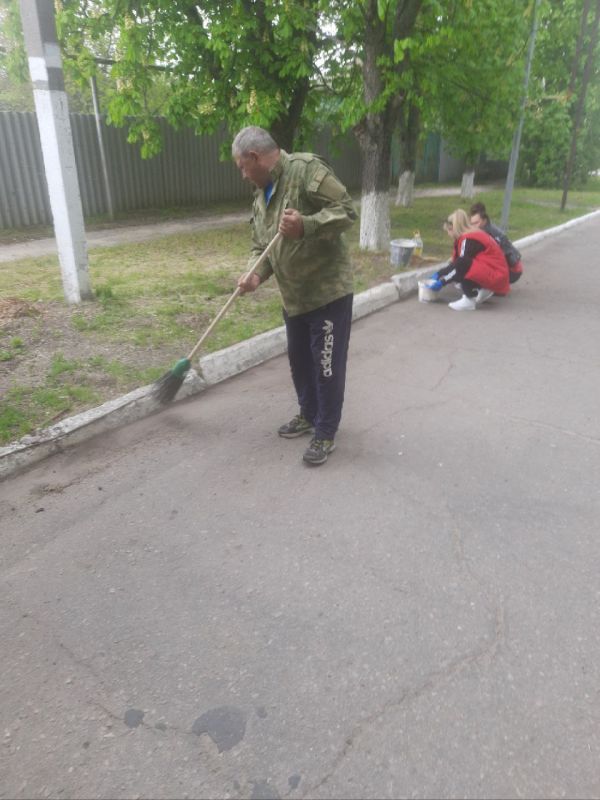 Спасибо большое всем участникам субботника! Ваш вклад в поддержание чистоты и порядка в нашем муниципальном округе бесценен Спасибо большое всем участникам субботника! Ваш вклад в поддержание чистоты и порядка в нашем муниципальном округе бесценен