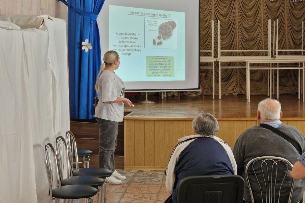 Врачи из Красноярского края продолжают работу в Свердловском округе Врачи из Красноярского края продолжают работу в Свердловском округе