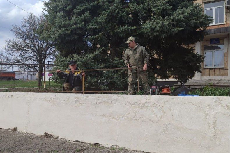 В пгт Бирюково готовятся к юбилею Победы В пгт Бирюково готовятся к юбилею Победы