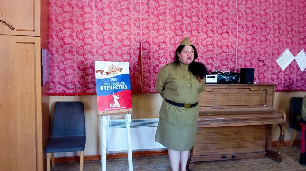 В Доме культуры им. Горького пгт Ясеновский состоялась творческая встреча «Песни с которыми победили» В Доме культуры им. Горького пгт Ясеновский состоялась творческая встреча «Песни с которыми победили»