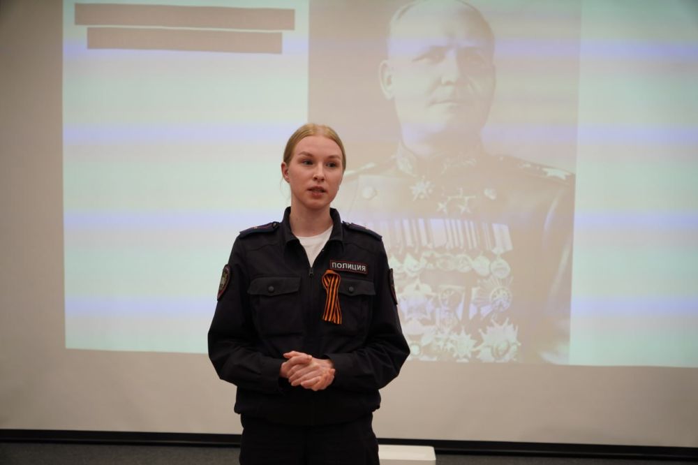 Первая ступень пройдена!. На базе Дома знаний состоялись заключительные занятия из первого блока обучения Международного волонтёрского корпуса 80-летия Победы Первая ступень пройдена!. На базе Дома знаний состоялись заключительные занятия из первого блока обучения Международного волонтёрского корпуса 80-летия Победы