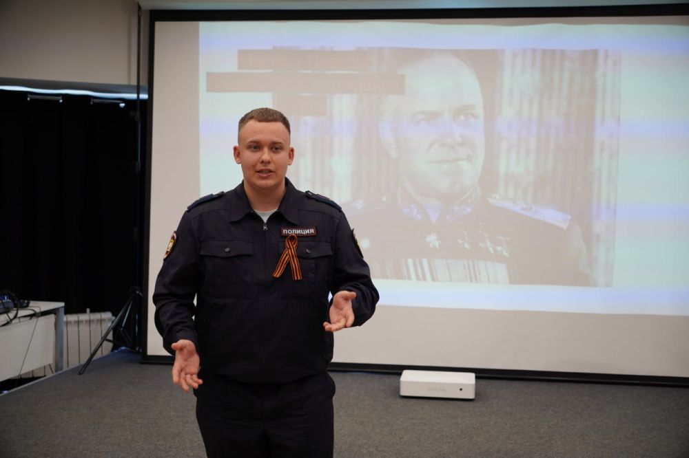 Первая ступень пройдена!. На базе Дома знаний состоялись заключительные занятия из первого блока обучения Международного волонтёрского корпуса 80-летия Победы Первая ступень пройдена!. На базе Дома знаний состоялись заключительные занятия из первого блока обучения Международного волонтёрского корпуса 80-летия Победы