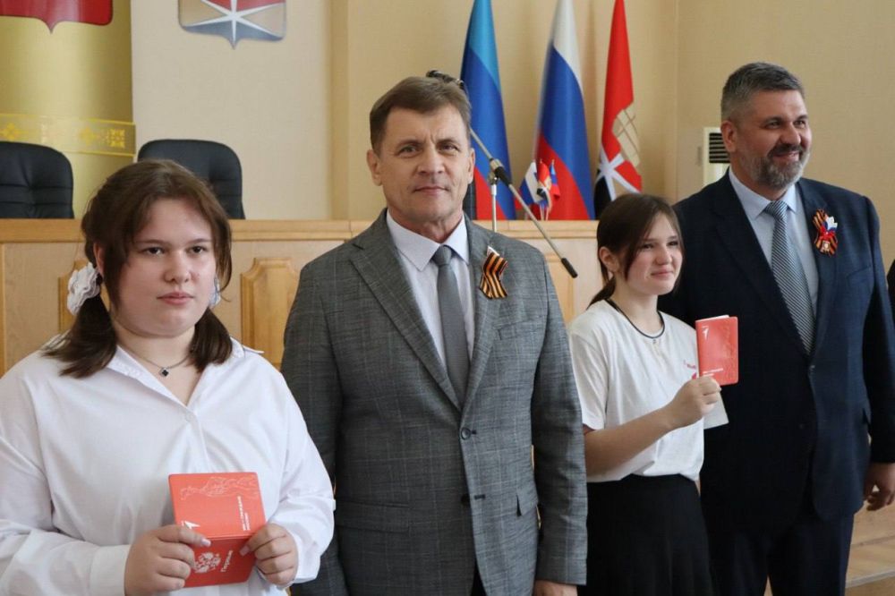 Роман Лысенко: Торжественное вручение главного документа Роман Лысенко: Торжественное вручение главного документа