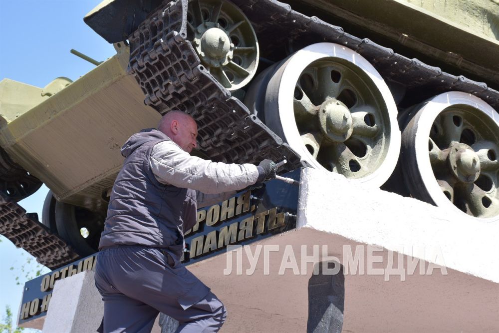 Народный Фронт привез частицу вечного огня в Северодонецк Народный Фронт привез частицу вечного огня в Северодонецк