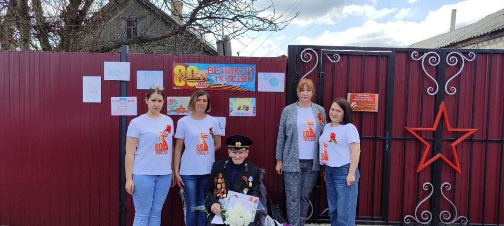 Сотрудники и воспитанники дома культуры пгт Сотрудники и воспитанники дома культуры пгт