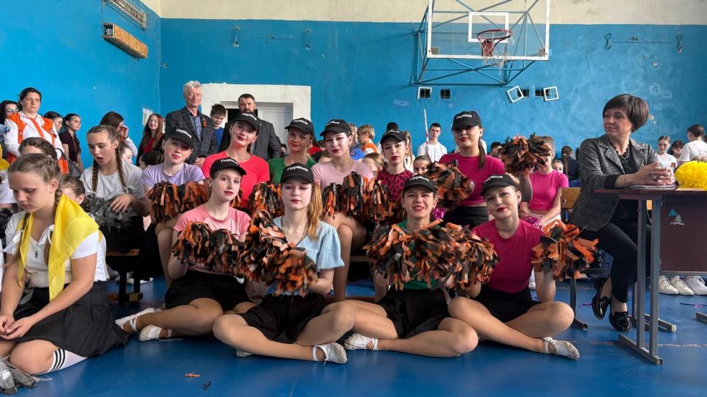 Сегодня совместно с коллегами Квачуком Сергеем Анатольевичем и Халецким Сергеем Петровичем приняли участие в Республиканском форуме «Луганский характер – характер победителей»приуроченного к 80-летию Победы в Великой... Сегодня совместно с коллегами Квачуком Сергеем Анатольевичем и Халецким Сергеем Петровичем приняли участие в Республиканском форуме «Луганский характер – характер победителей»приуроченного к 80-летию Победы в Великой...