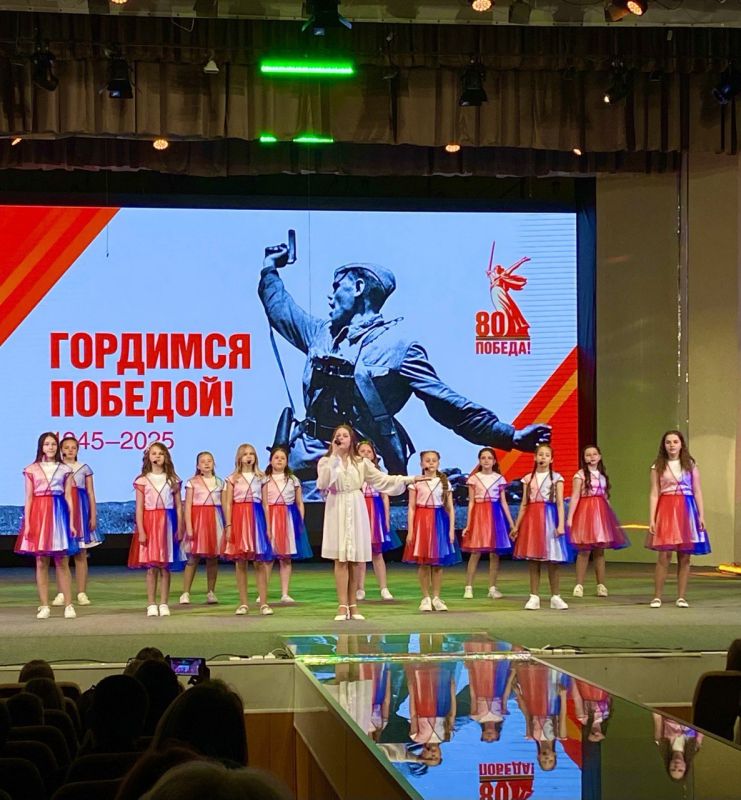 Андрей Рубанцов: В Ровеньках прошел патриотический концерт «Мы - Za Победу» Андрей Рубанцов: В Ровеньках прошел патриотический концерт «Мы - Za Победу»