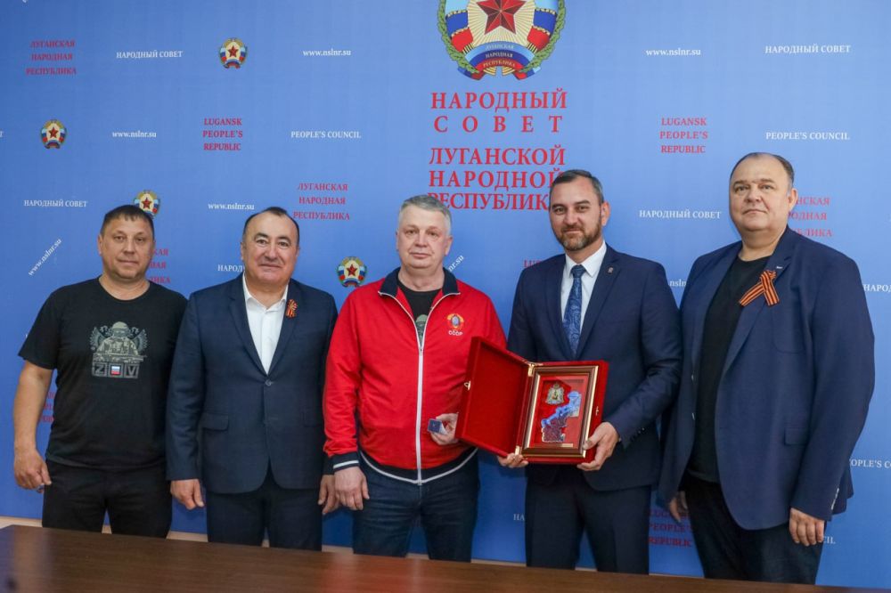 В Народном Совете ЛНР обсудили дальнейшее развитие межпарламентского сотрудничества с Архангельским областным Собранием депутатов В Народном Совете ЛНР обсудили дальнейшее развитие межпарламентского сотрудничества с Архангельским областным Собранием депутатов