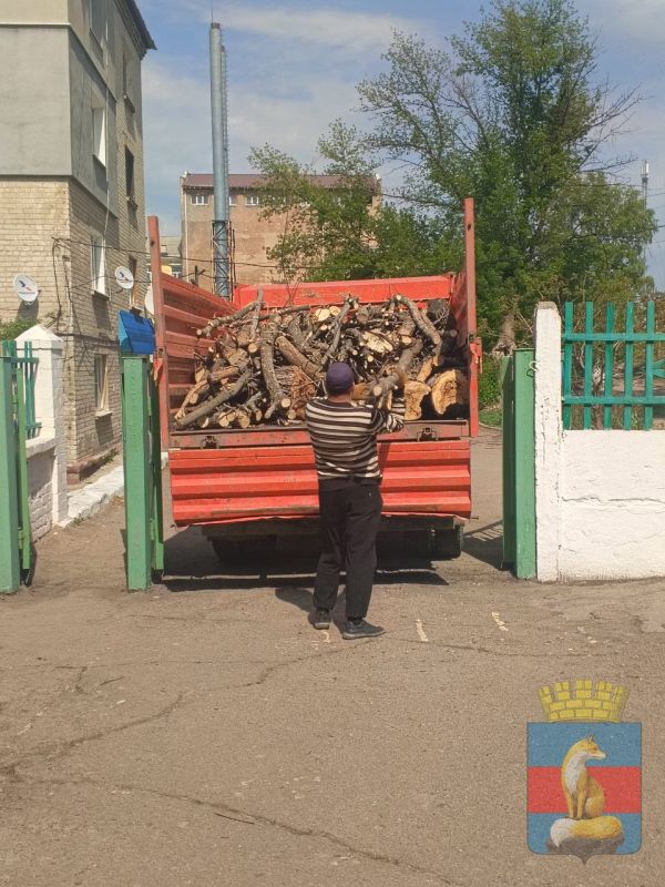 Лисичанск готовится к великому празднику Победы Лисичанск готовится к великому празднику Победы