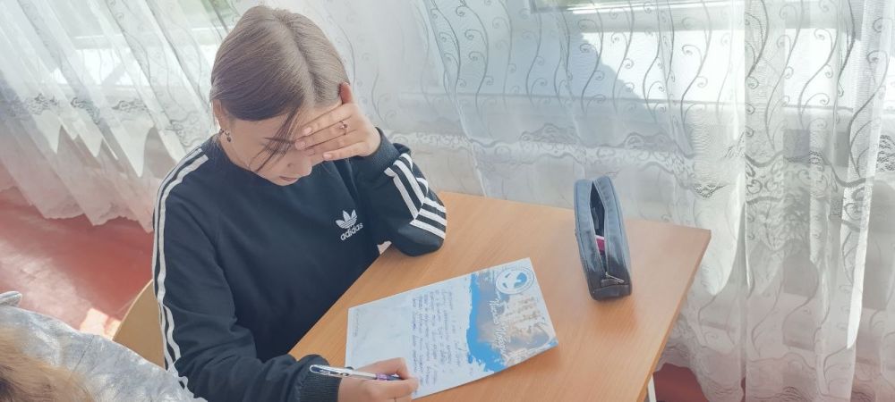 Школьники Меловского муниципального округа пишут письма Победы Школьники Меловского муниципального округа пишут письма Победы