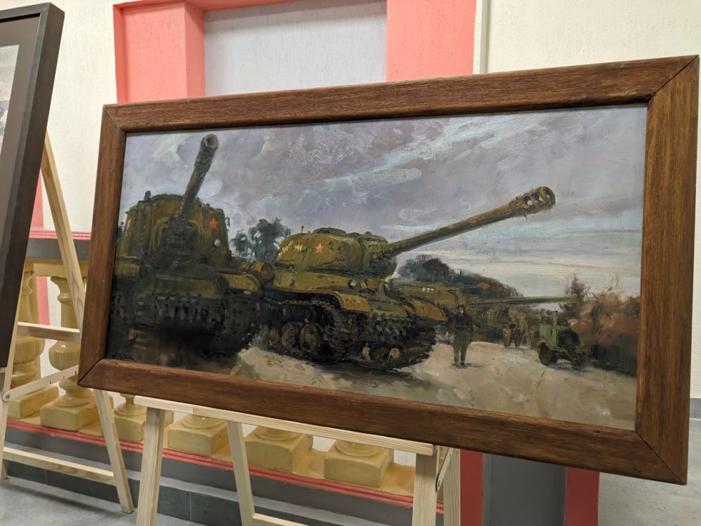 Художественная выставка московских, тверских и луганских мастеров прошла в Лисичанске Художественная выставка московских, тверских и луганских мастеров прошла в Лисичанске