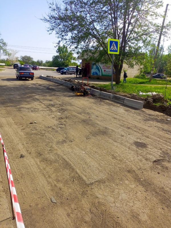 Сергей Козенко: В Краснодоне по улице Дзержинского продолжаются подготовительные работы к ремонту дорожного покрытия Сергей Козенко: В Краснодоне по улице Дзержинского продолжаются подготовительные работы к ремонту дорожного покрытия
