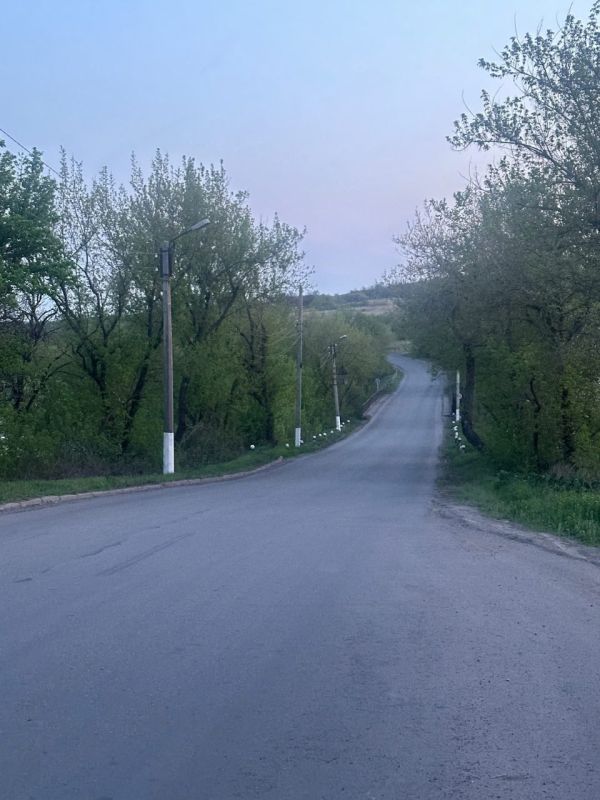 Жители Краснолучского округа активно участвуют в благоустройстве территорий Жители Краснолучского округа активно участвуют в благоустройстве территорий