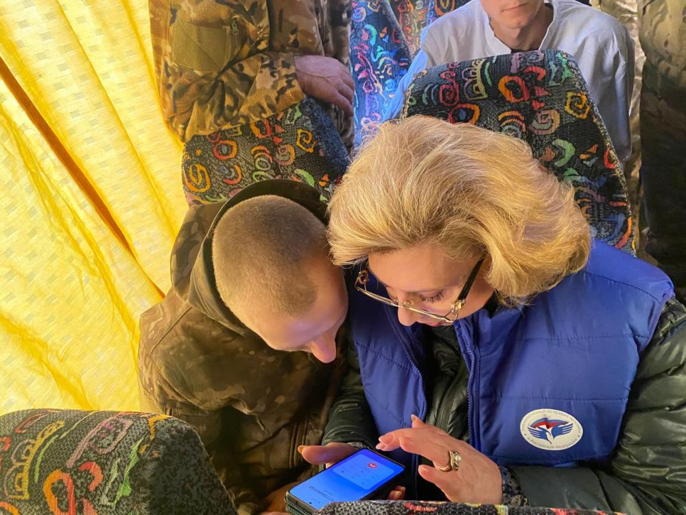 Татьяна Москалькова: Особенно волнительно и приятно в преддверии 80-летия Победы встретить на границе Белоруссии и Украины 205 наших защитников Родины, освобожденных благодаря Президенту Российской Федерации, Минобороны... Татьяна Москалькова: Особенно волнительно и приятно в преддверии 80-летия Победы встретить на границе Белоруссии и Украины 205 наших защитников Родины, освобожденных благодаря Президенту Российской Федерации, Минобороны...