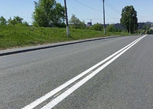 В Алчевске выполняются работы по нанесению дорожной разметки В Алчевске выполняются работы по нанесению дорожной разметки